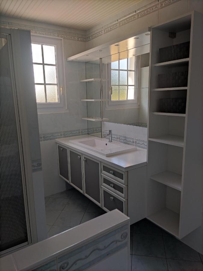 Maison Avec Piscine Privee, Proche Plage Avrille  Экстерьер фото